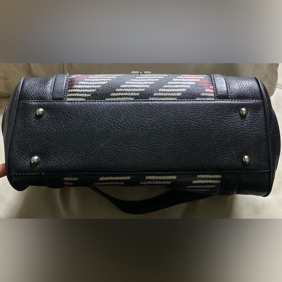 DAKS London Black Shoulder Bag - Picture 3 of 7